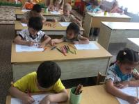 Выставка рисунков «Моя семья».