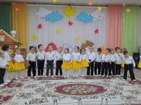 "Осенняя прогулка" в младшей группе "Лесная"