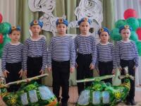Праздничное мероприятие, посвященное Дню защитника Отечества в подготовительной группе  "Пчелка"